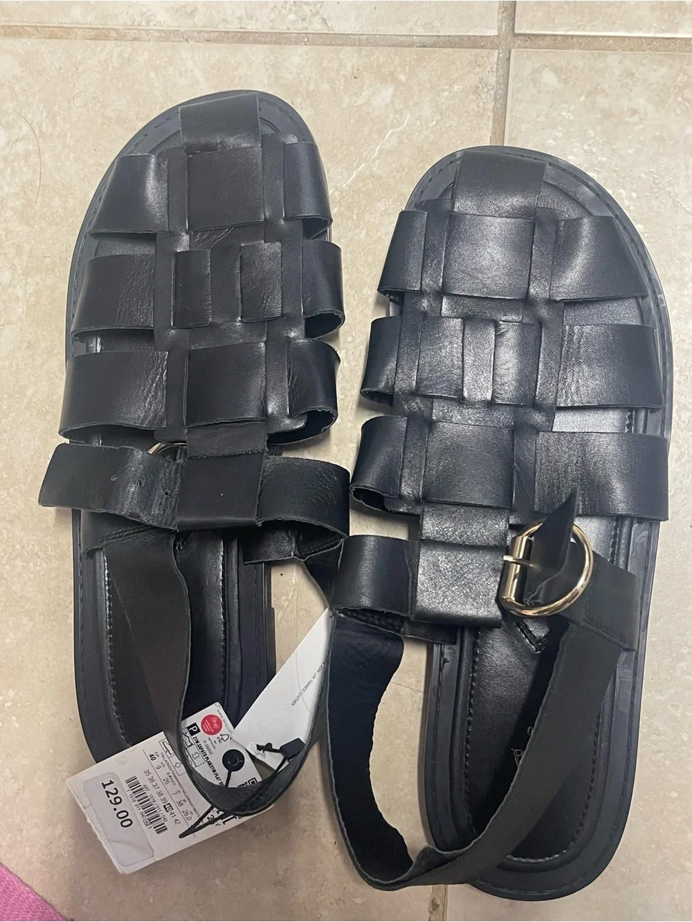 Brand new with tags- Zara Black Leather Flat Sandals - Picture 5 of 9